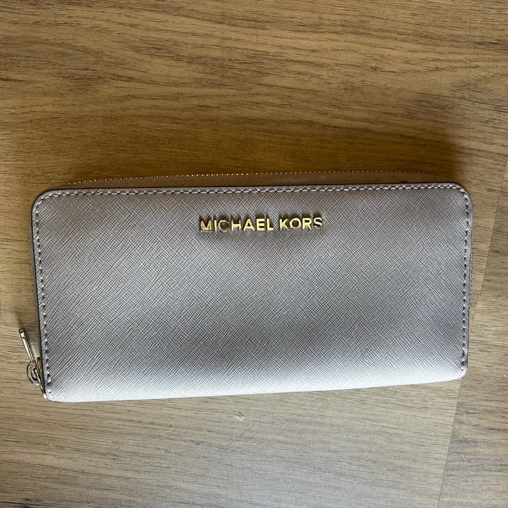 Michael Kors wallet